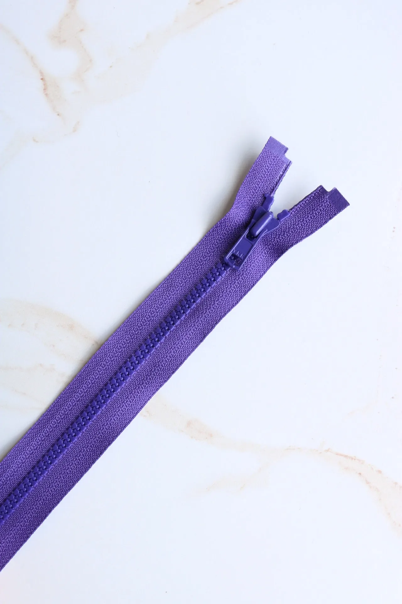 18" YKK #3 Separating Jacket Plastic Zipper