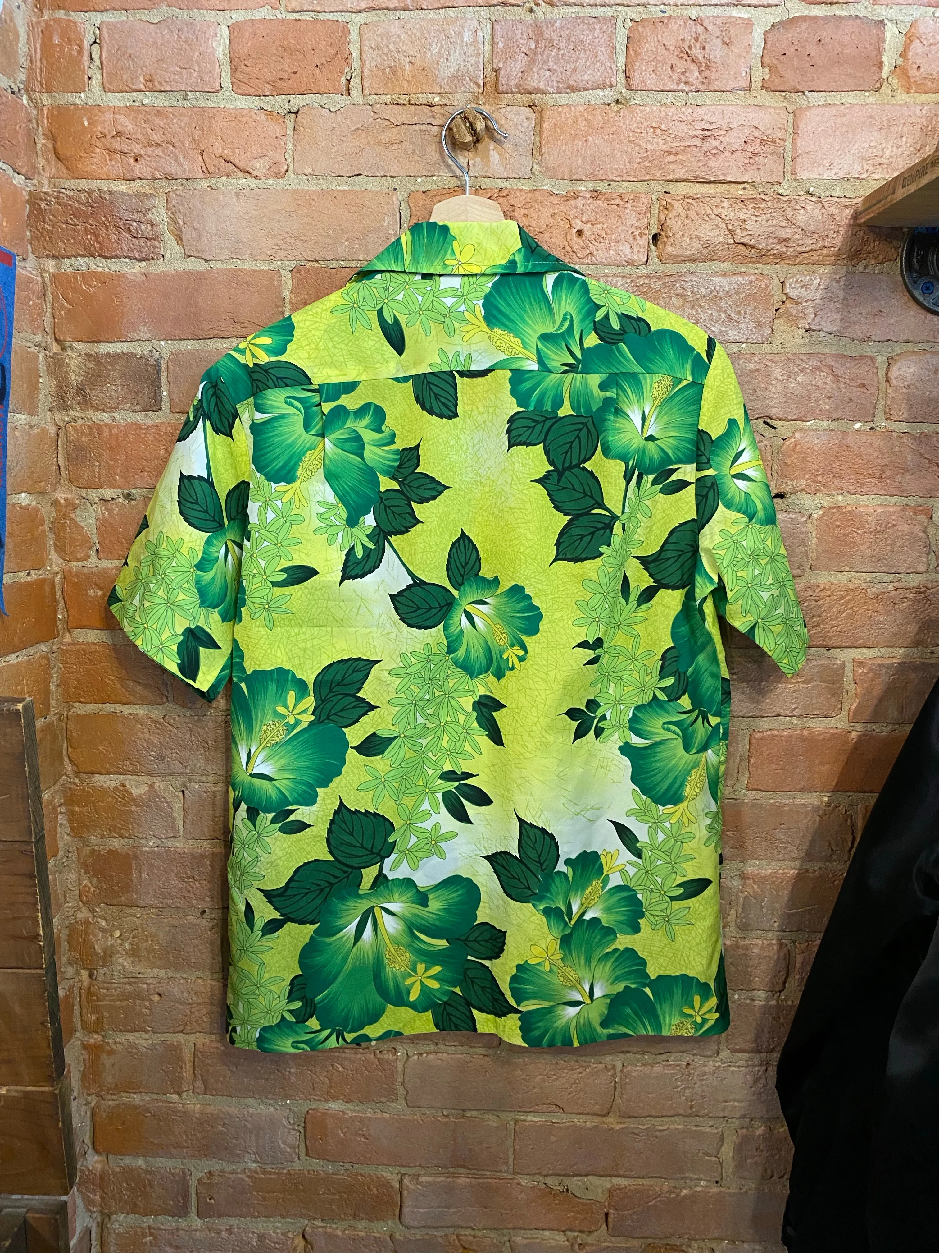 70s Holo-Holo Green Hawaiian Button-Up Shirt: Small