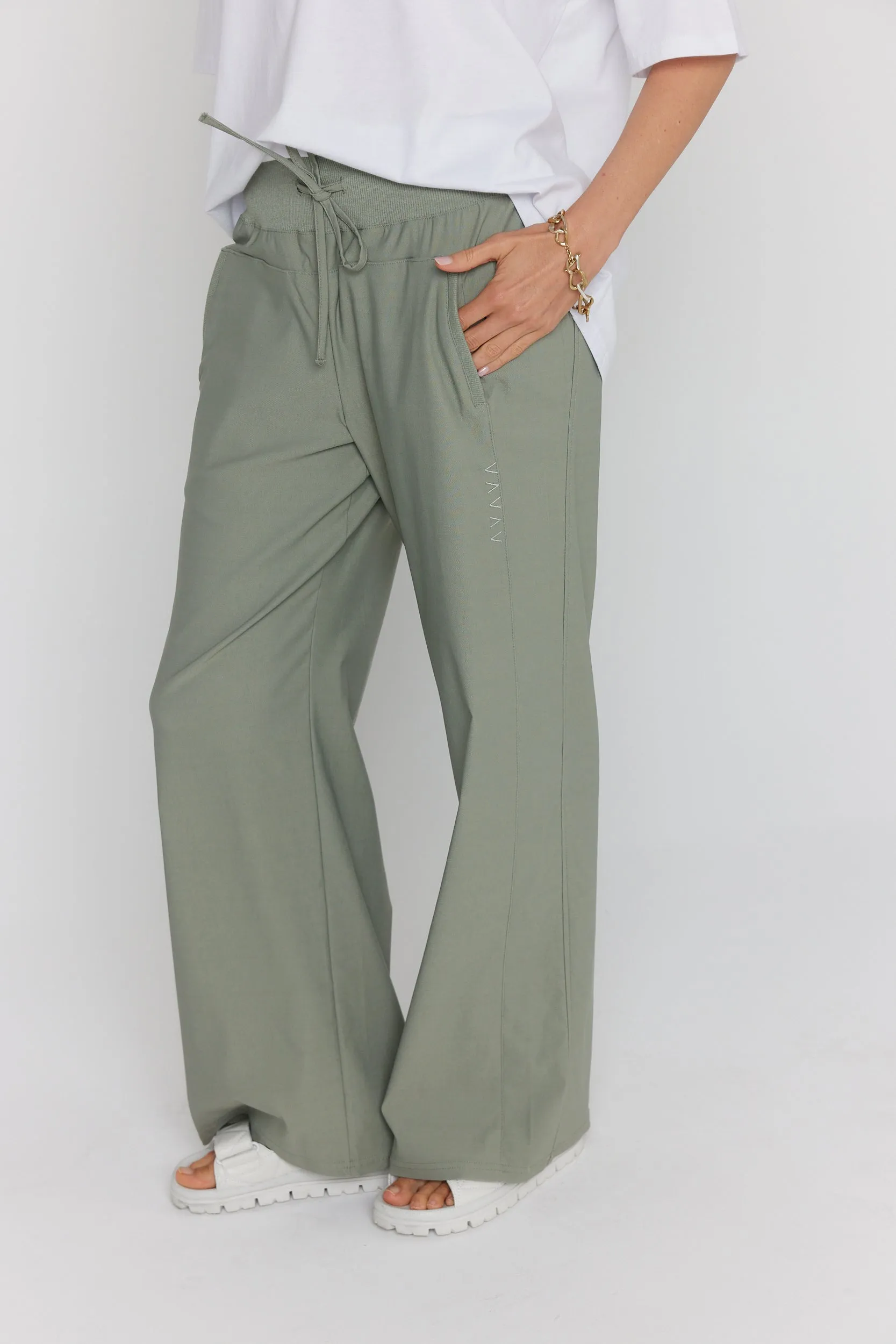 ARDEN Pants Sage (Petite)