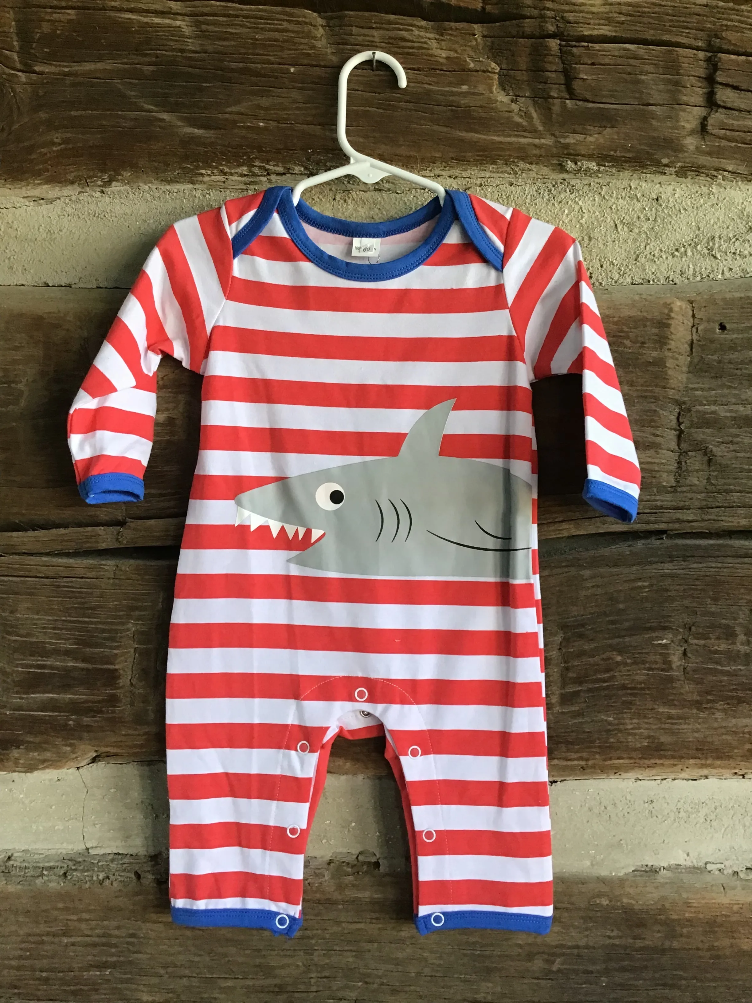 Boutique NEW!! Red & White Stripes Shark PJs Infant long sleeve onesie size 9/12m