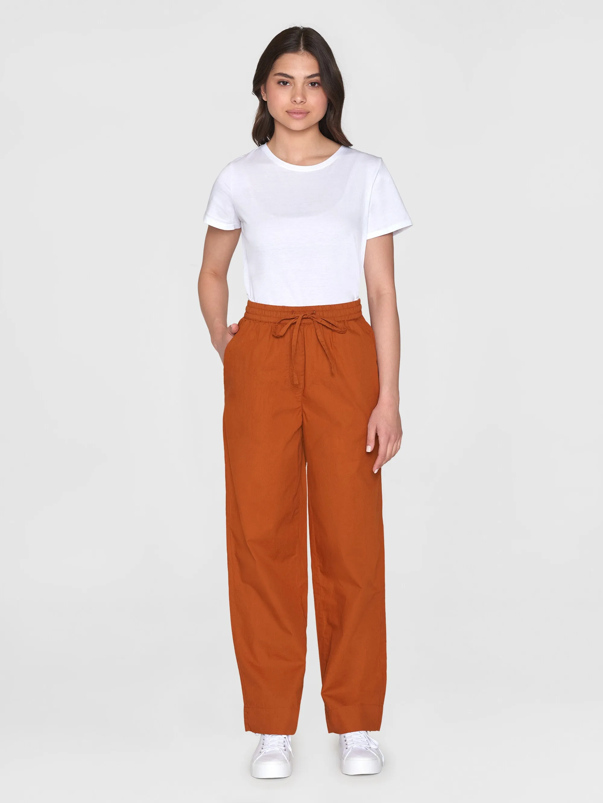 CHLOE barrel high-rise poplin elastic waistband pants - Leather Brown