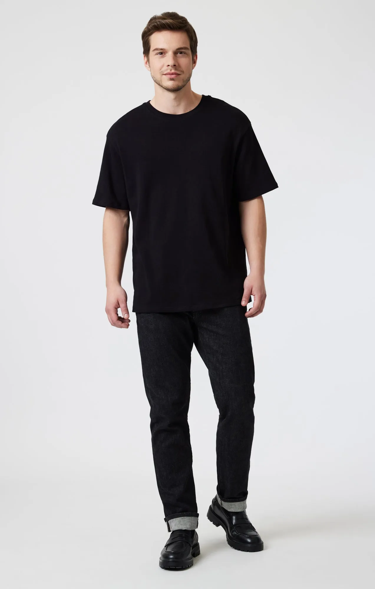 DROP SHOULDER T-SHIRT IN BLACK