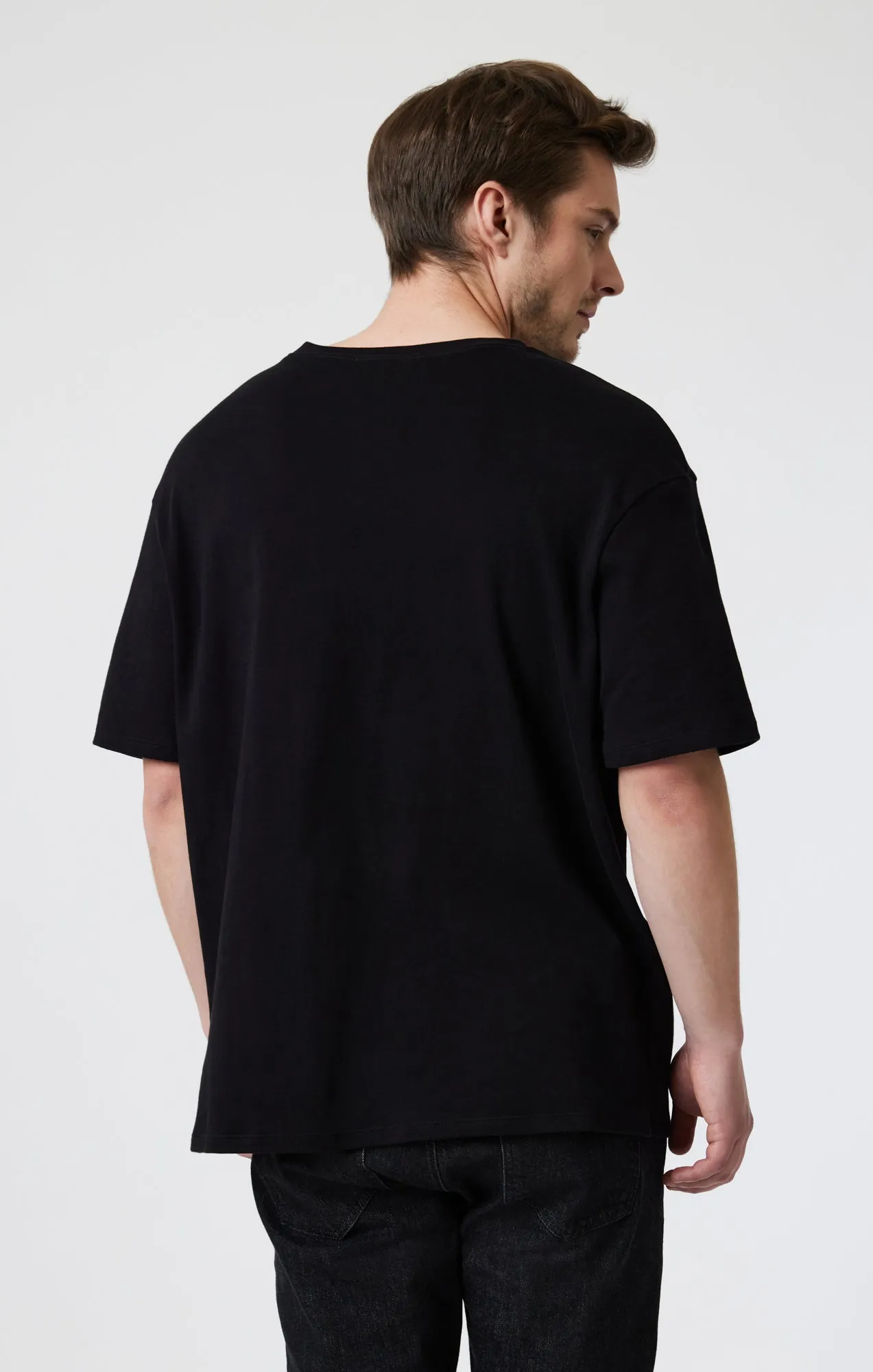 DROP SHOULDER T-SHIRT IN BLACK