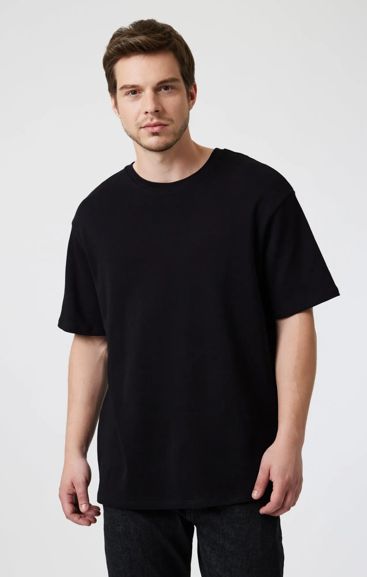 DROP SHOULDER T-SHIRT IN BLACK