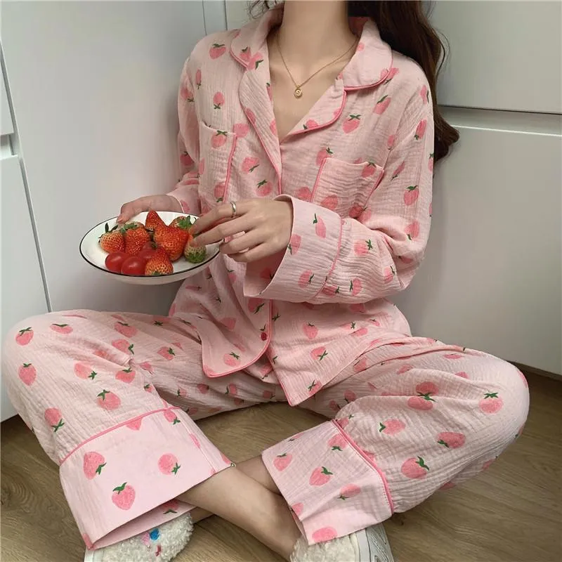 Kawaii Peach Printed Long Sleeved Pajamas