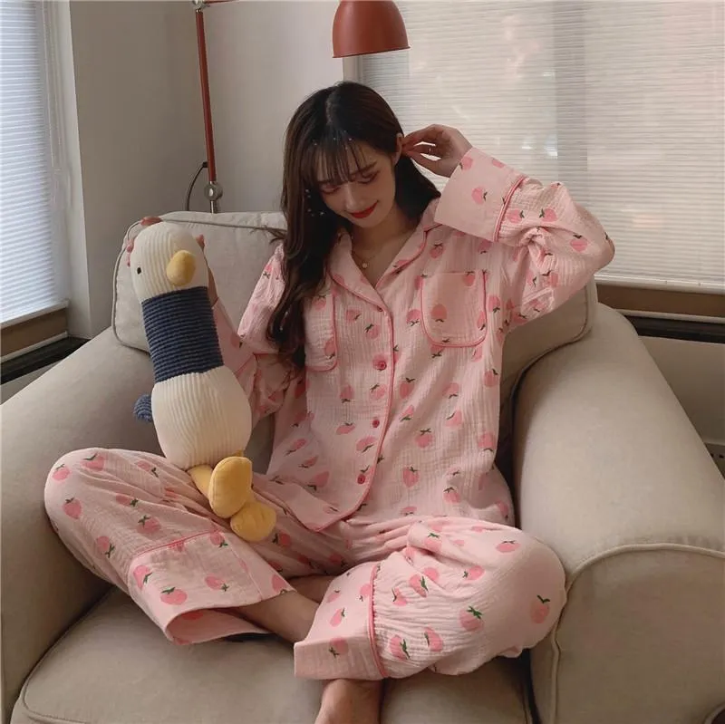 Kawaii Peach Printed Long Sleeved Pajamas