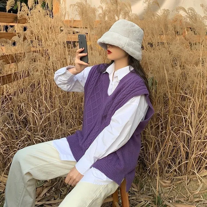 "RETRO PURPLE" SWEATER VEST