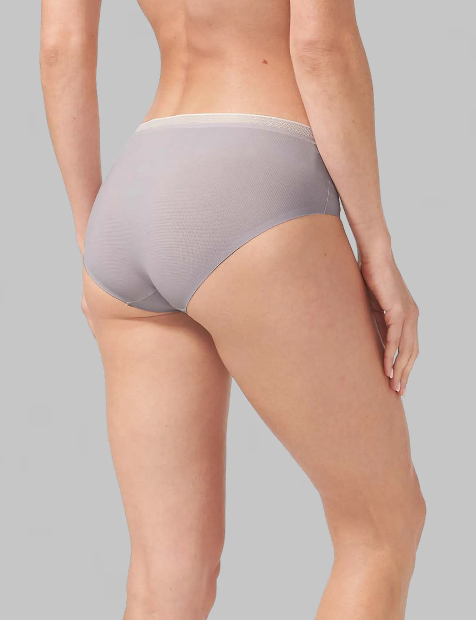 Women's Air Brief