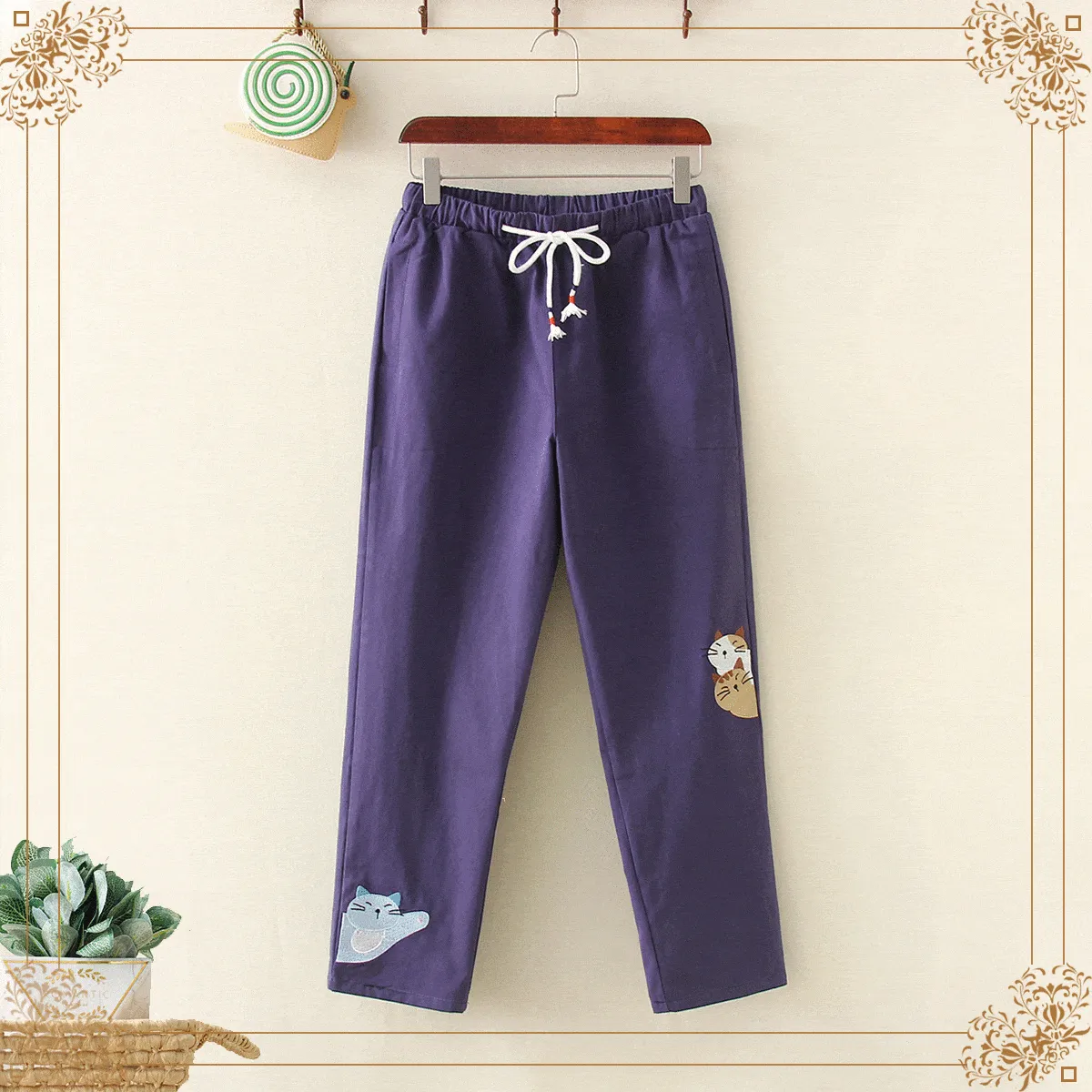 Women's Casual Cats Embroidered Pants With  Elastic